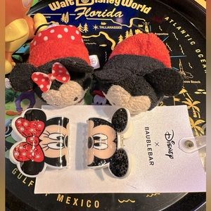 Disney x BaubleBar set of 2 hairclips with Mickey and Minnie Mouse!
